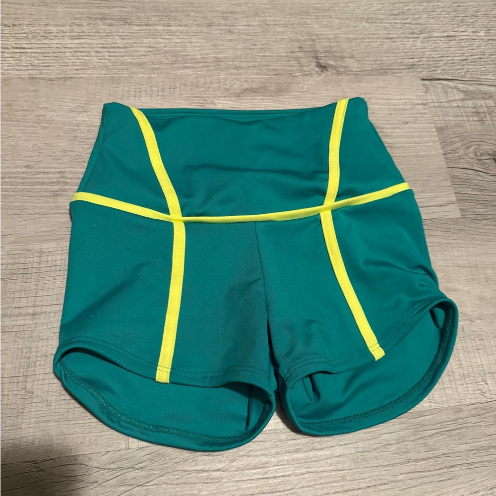 Tiger Friday Vice Shorties Spring XS Adult